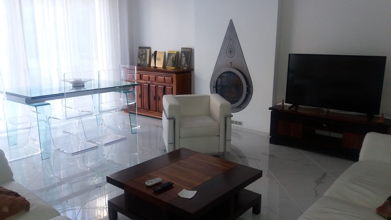 Photo of Livingroom in Couronne Urbaine