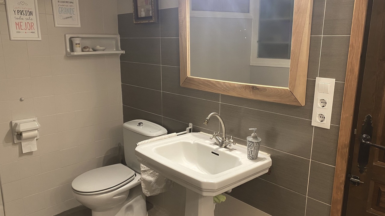 Photo of Bathroom in Arnella
