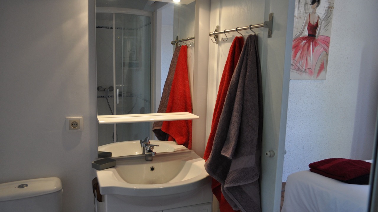 Photo of Bathroom in Saint-Genies-de-Malgoires
