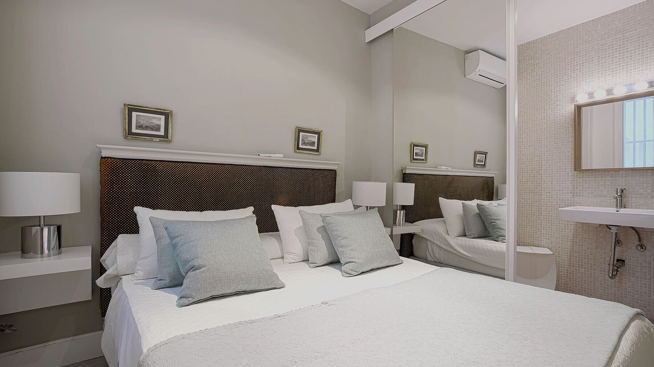 Photo of Bedroom in Barrio de las Letras