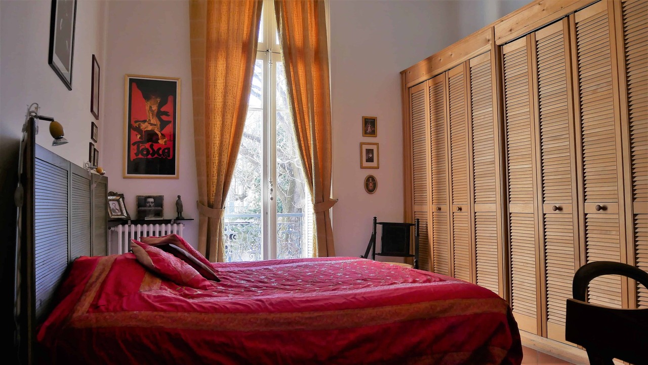 Photo of Bedroom in Nimes City Centre