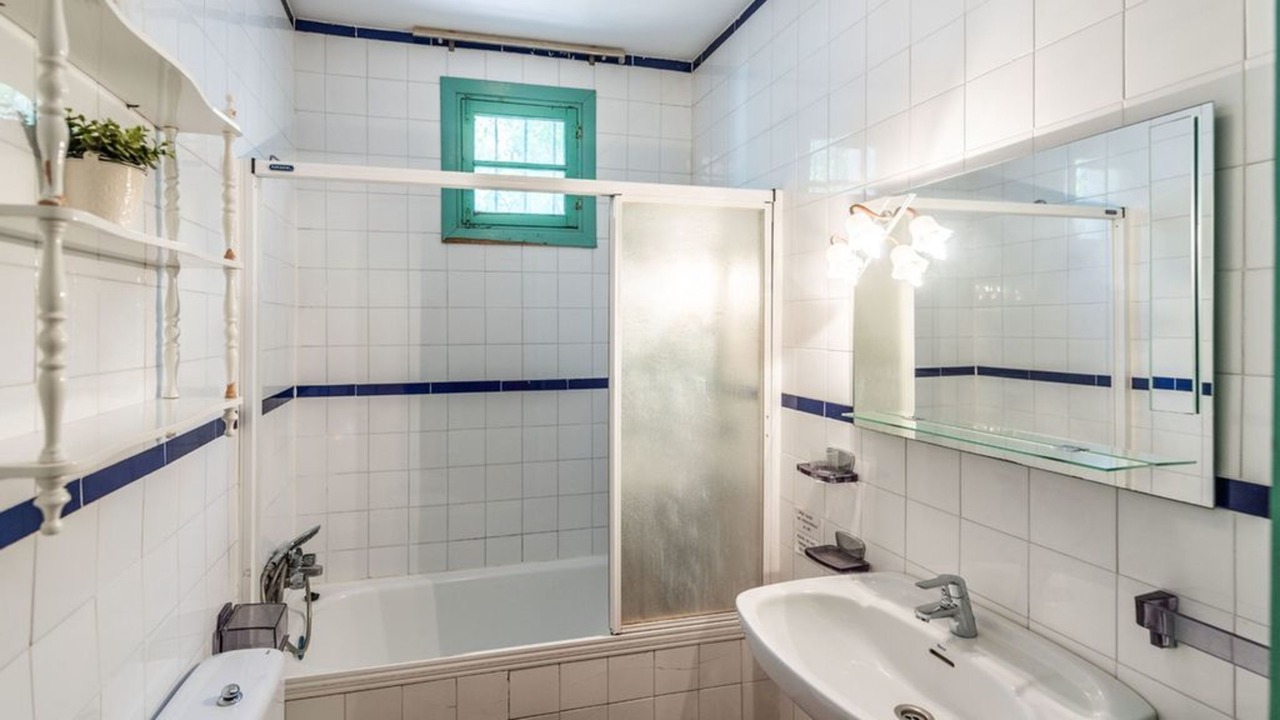 Photo of Bathroom in Carcabuey