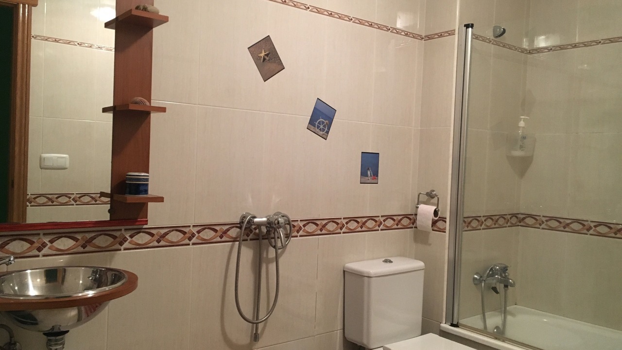 Photo of Bathroom in Raxo
