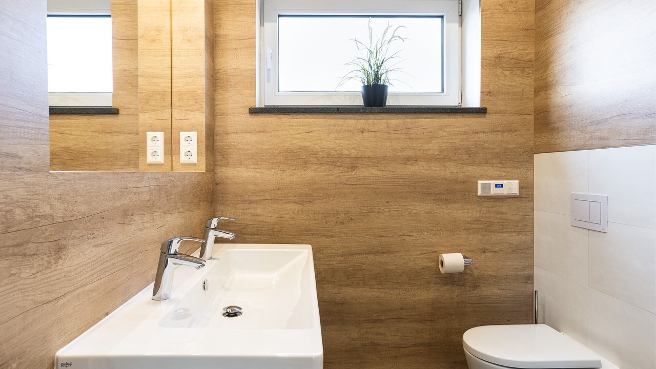 Photo of Bathroom in Lobnitz