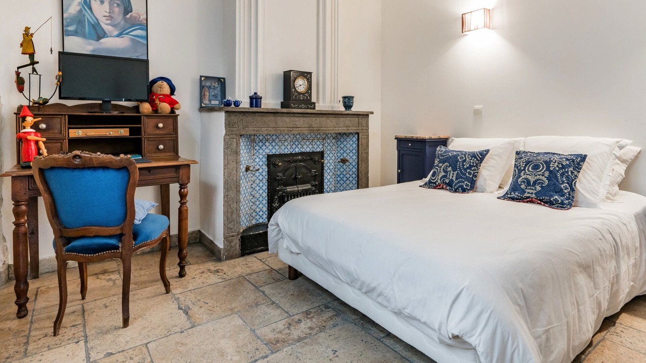 Photo of Bedroom in Avignon City Centre