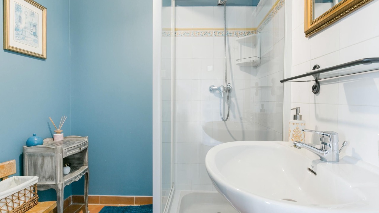 Photo of Bathroom in Roussillon