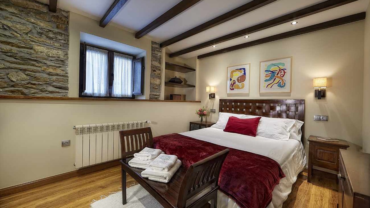 Photo of Bedroom in Aronces