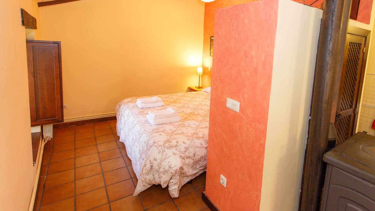 Photo of Bedroom in Robregordo