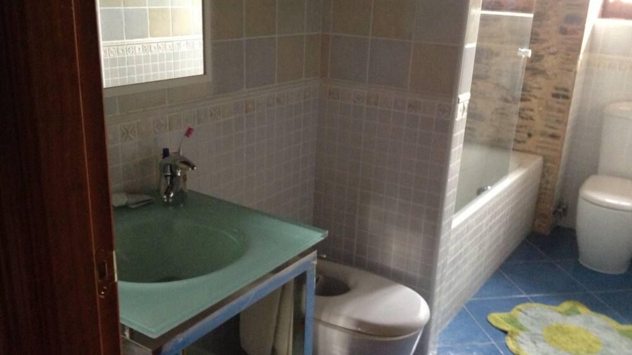 Photo of Bathroom in Muga de Alba