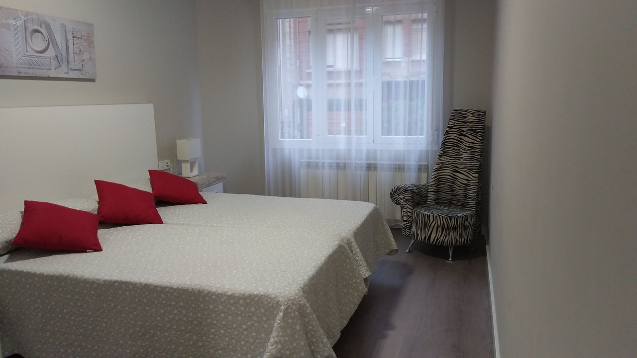 Photo of Bedroom in Logrono City Centre