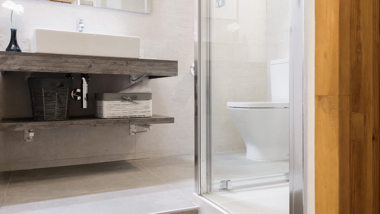 Photo of Bathroom in Embajadores
