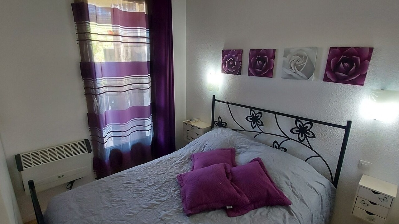 Photo of Bedroom in Saint-Cyprien Plage