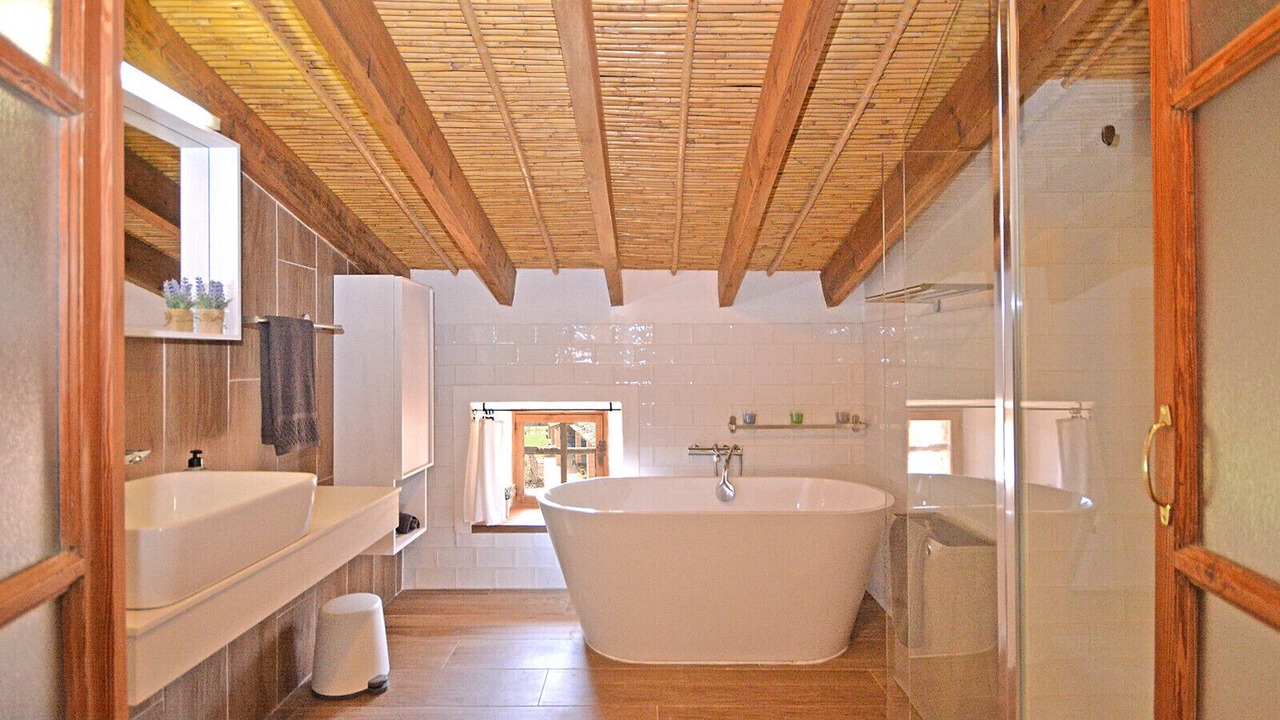 Photo of Bathroom in Inca