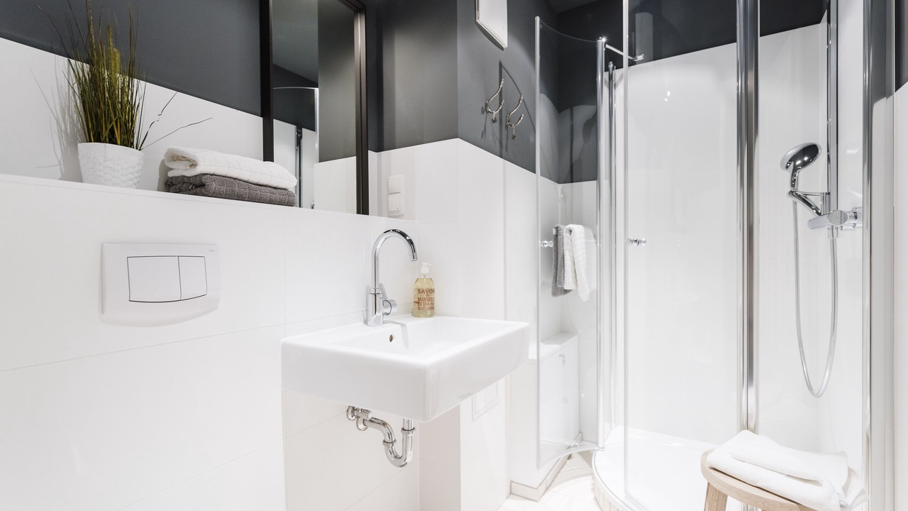 Photo of Bathroom in Loddin