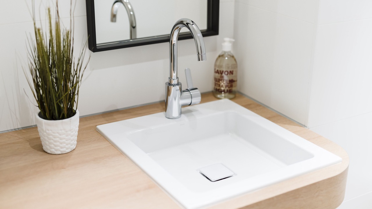 Photo of Bathroom in Loddin