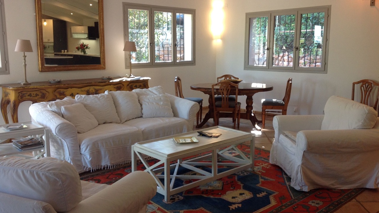 Photo of Livingroom in Grand Sud