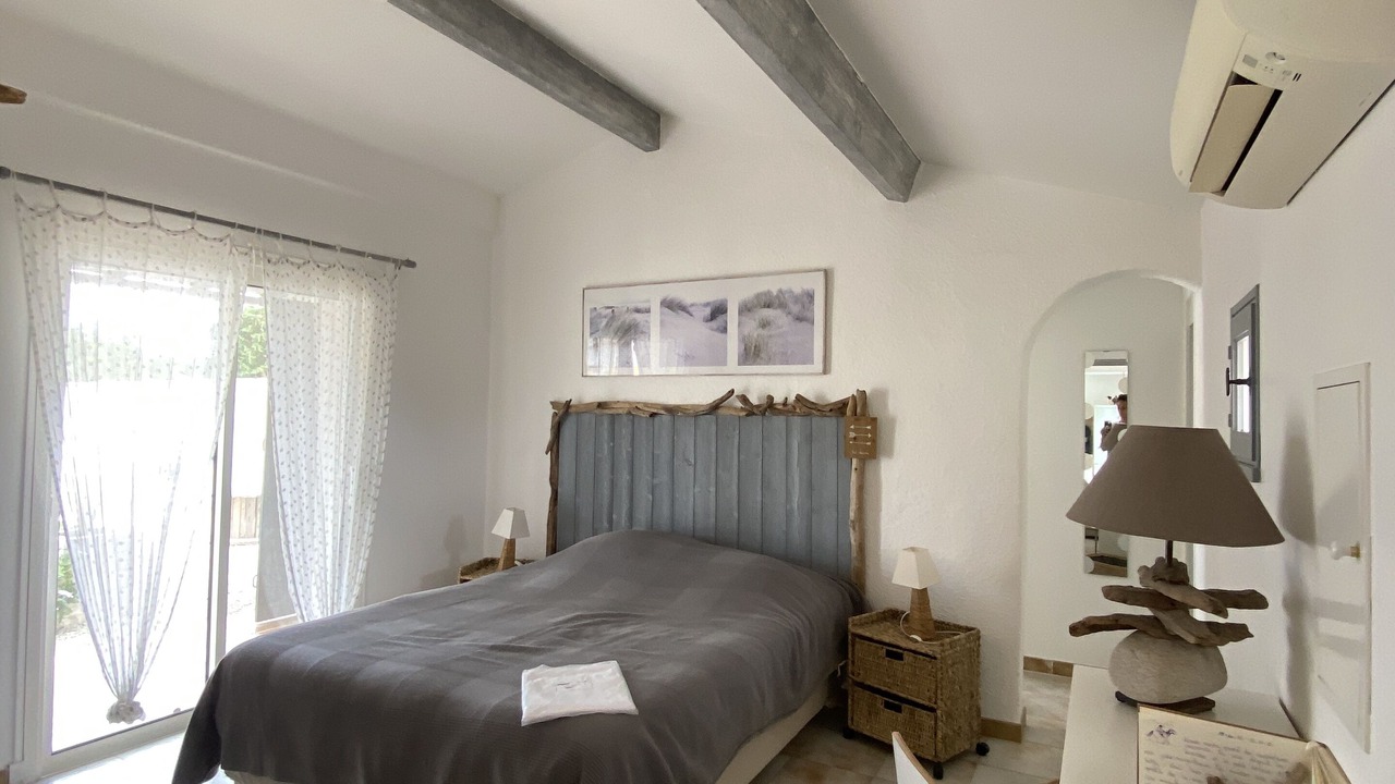 Photo of Bedroom in Saintes-Maries-de-la-Mer