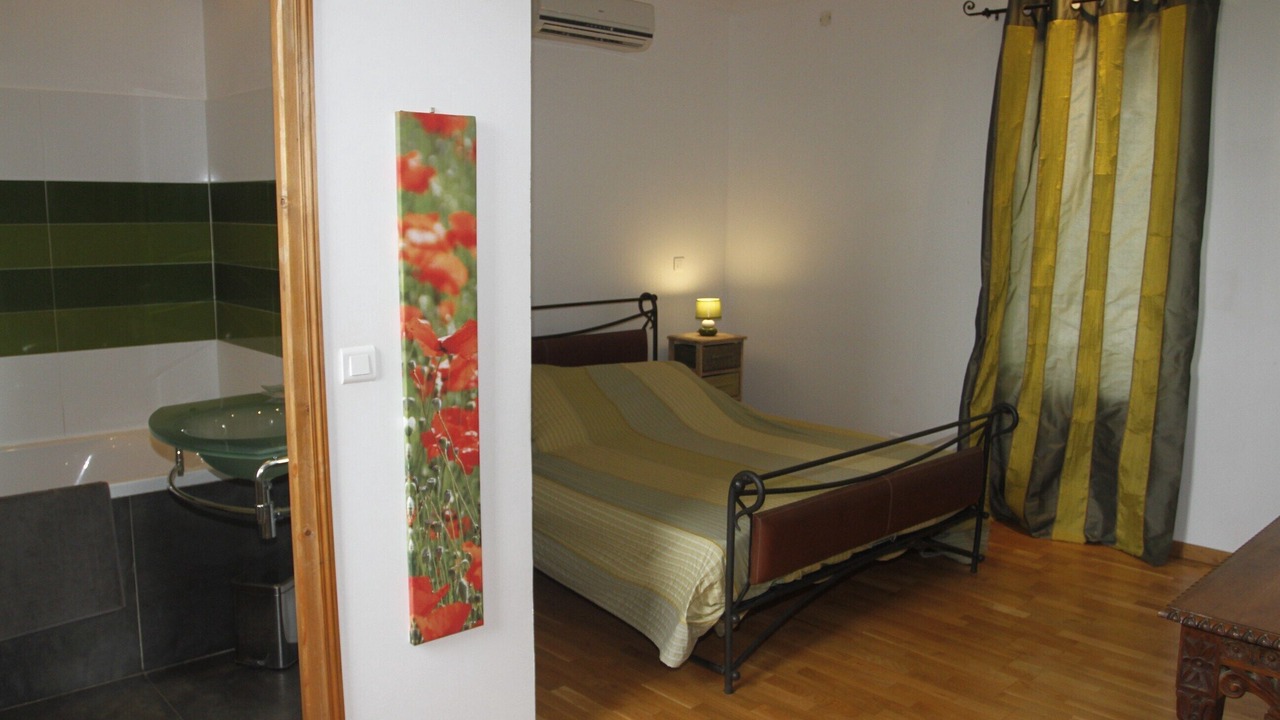 Photo of Bedroom in Arles