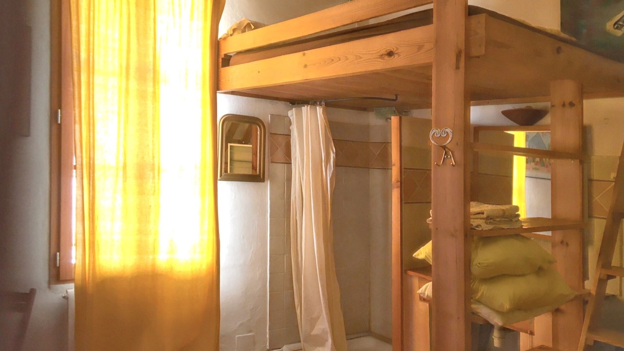 Photo of Bathroom in Avignon City Centre