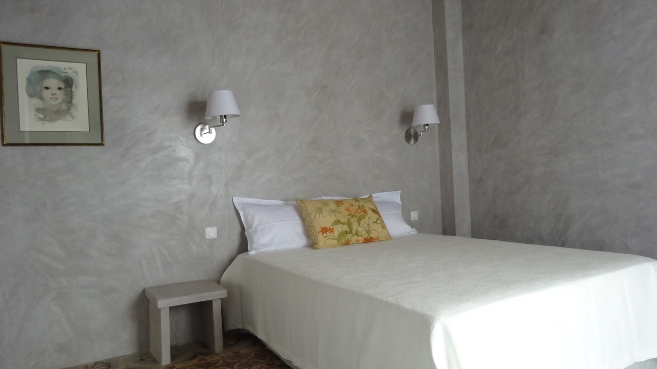 Photo of Bedroom in Arles City Centre
