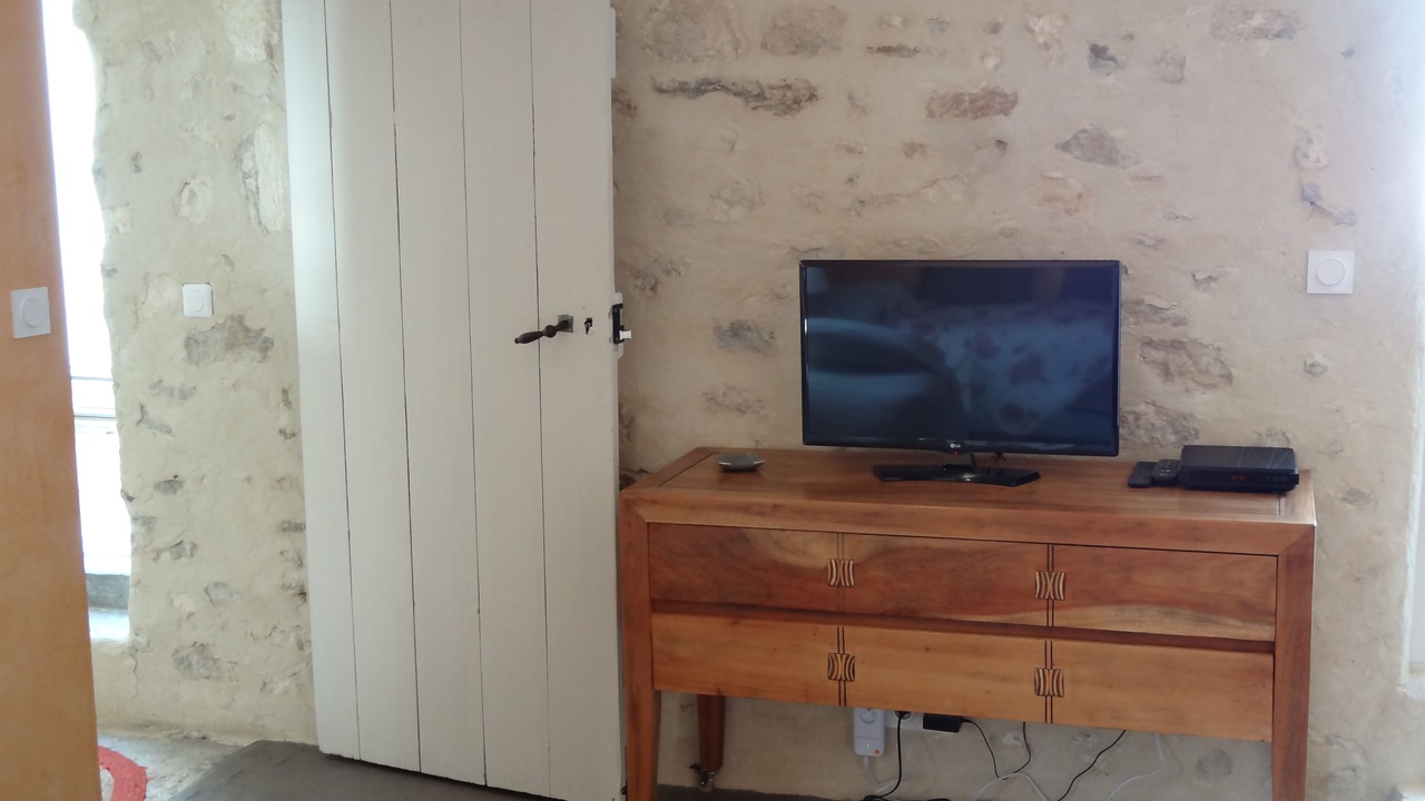 Photo of Bedroom in Arles City Centre