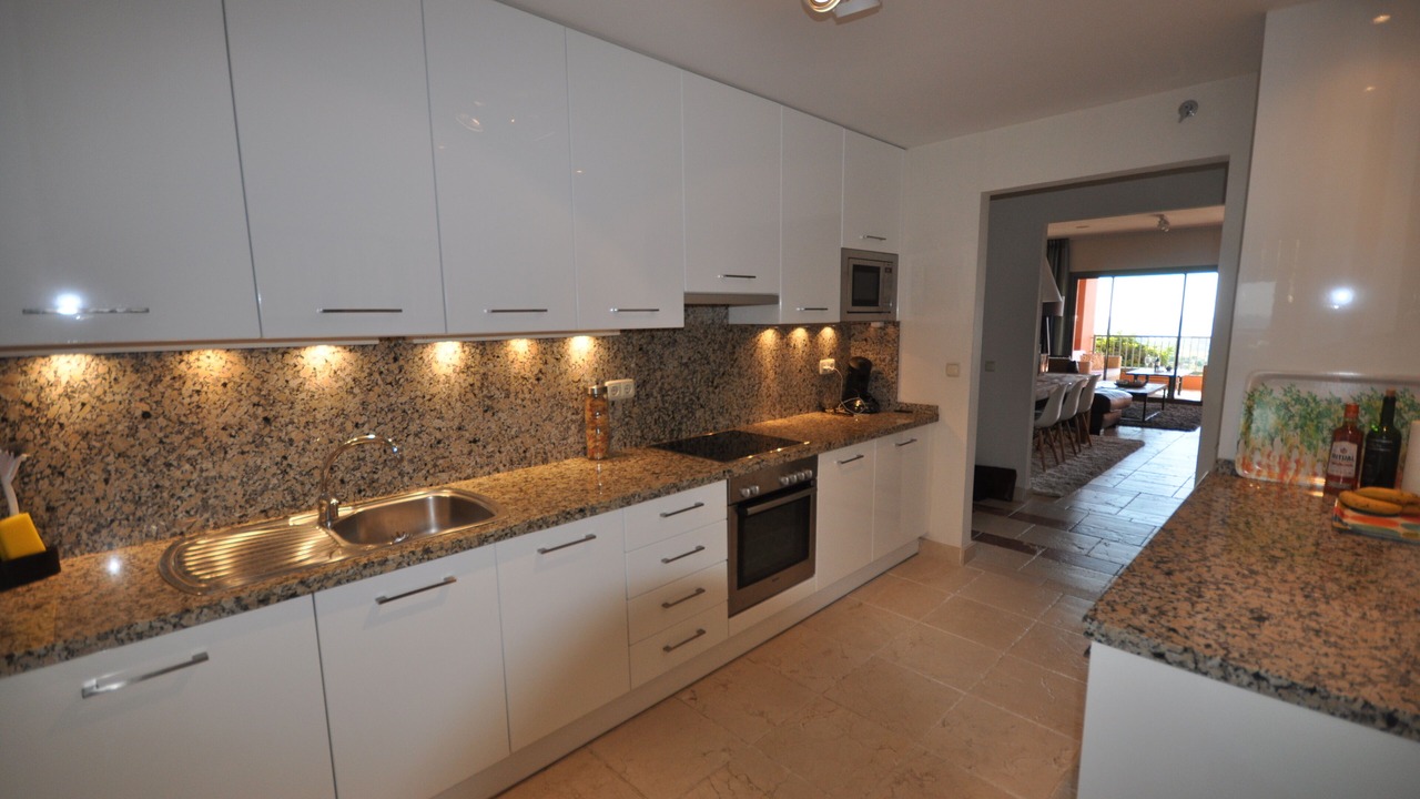 Photo of Kitchen in New Golden Mile