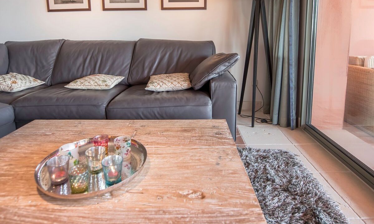 Photo of Livingroom in New Golden Mile