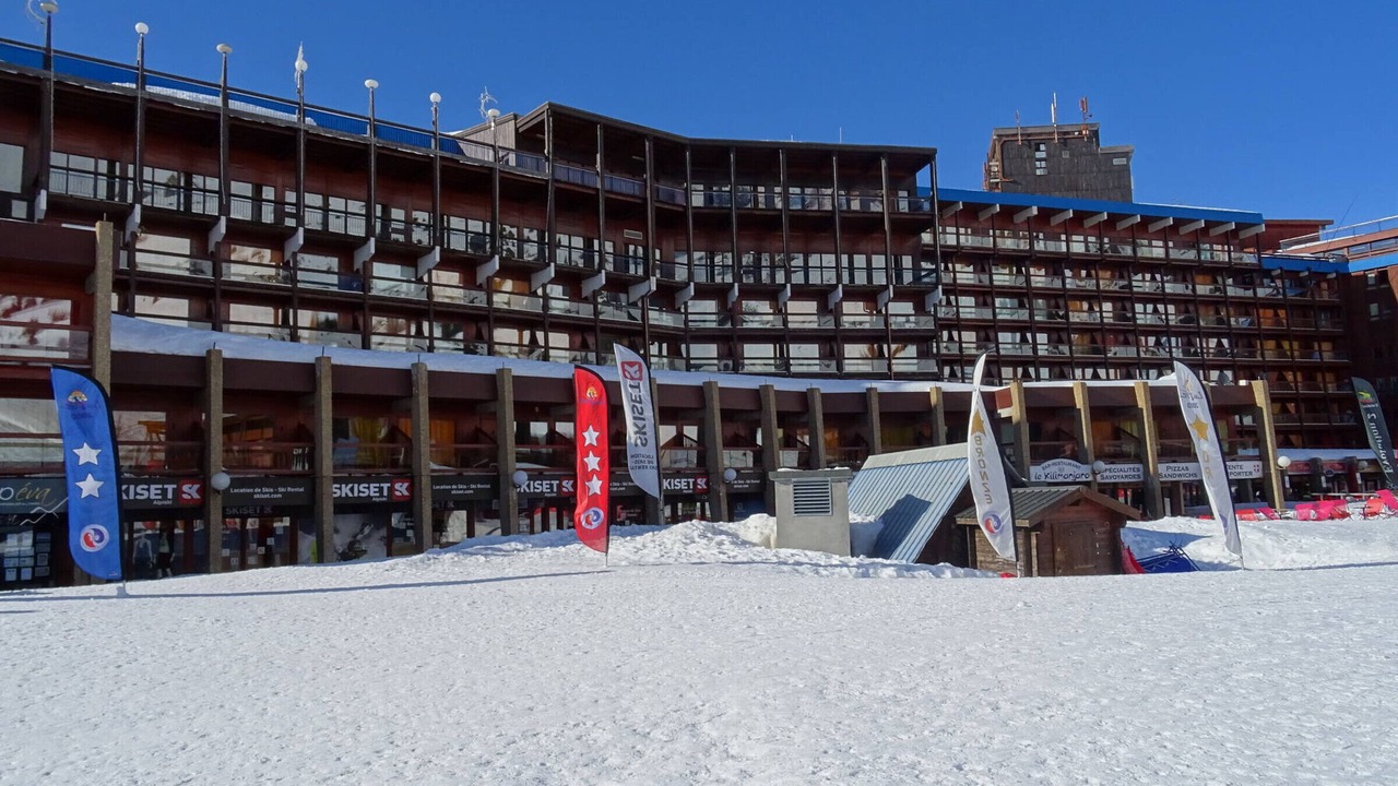 Photo of Outdoor in Arc-2000