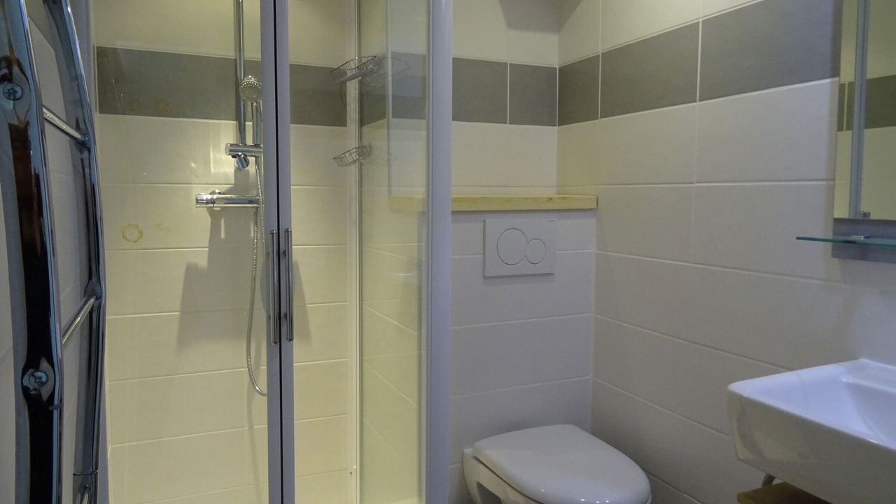Photo of Bathroom in Arc-2000