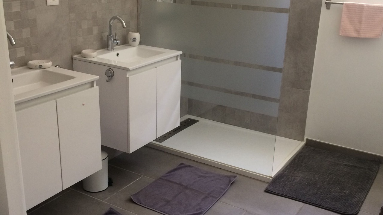 Photo of Bathroom in Biver