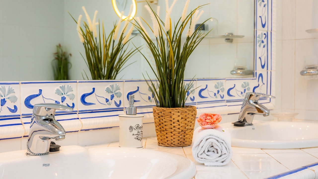 Photo of Bathroom in Les Meravelles