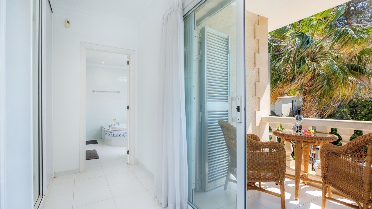Photo of Patio Balcony in Les Meravelles