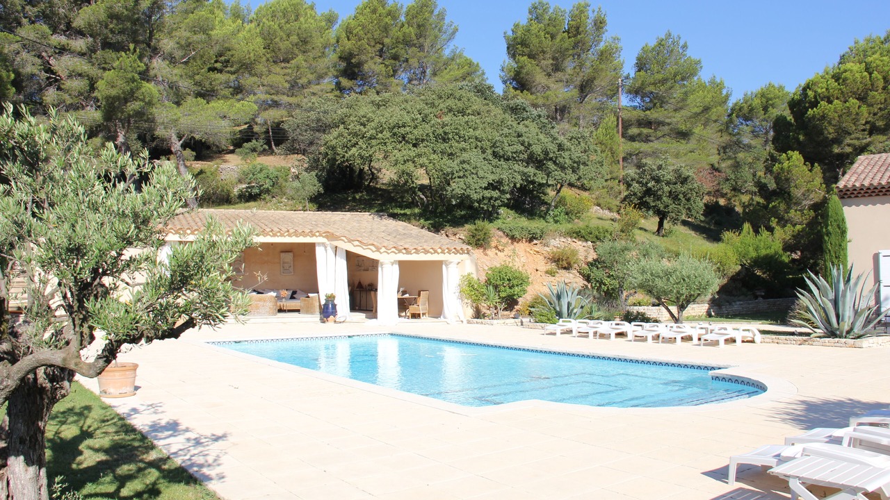 Photo of Outdoor in Aurons