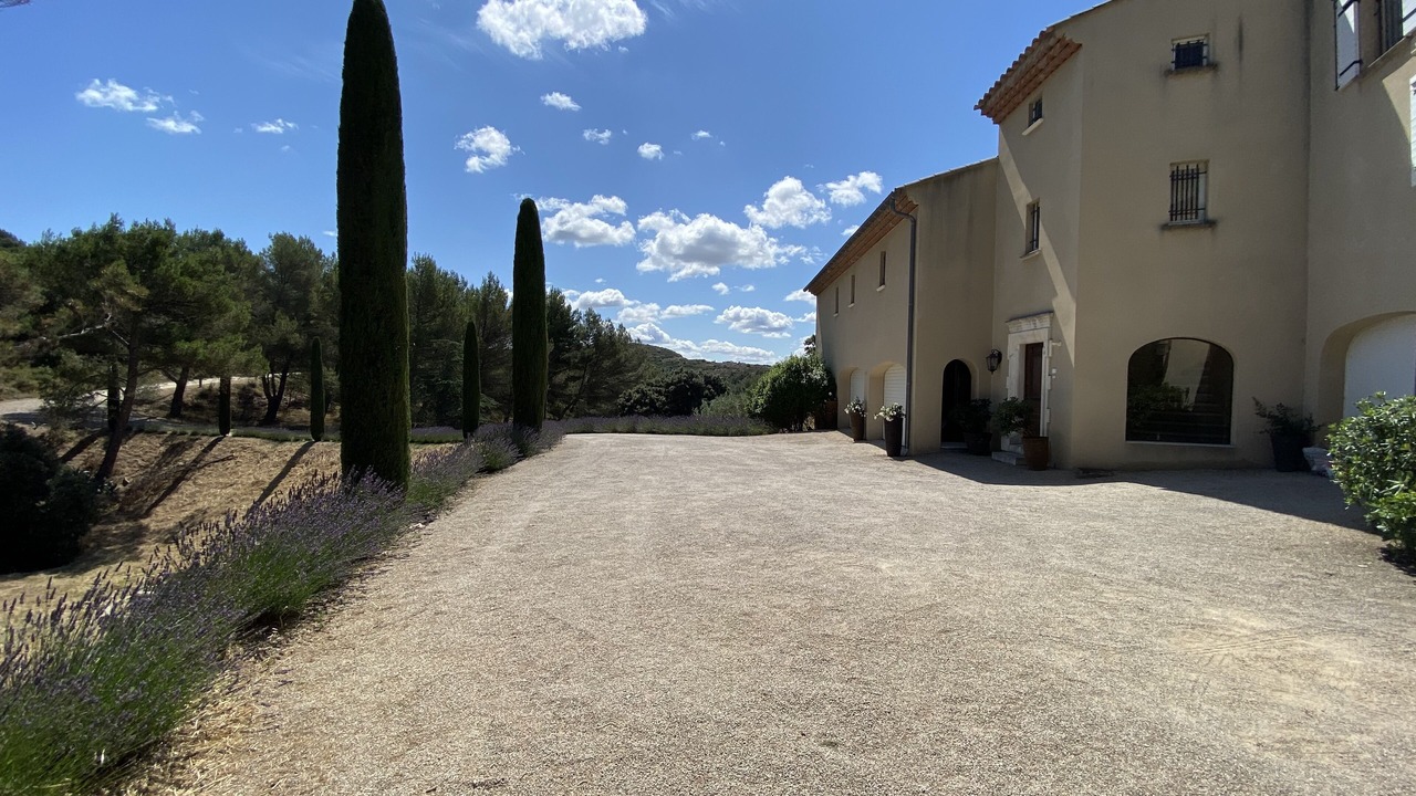 Photo of Outdoor in Aurons