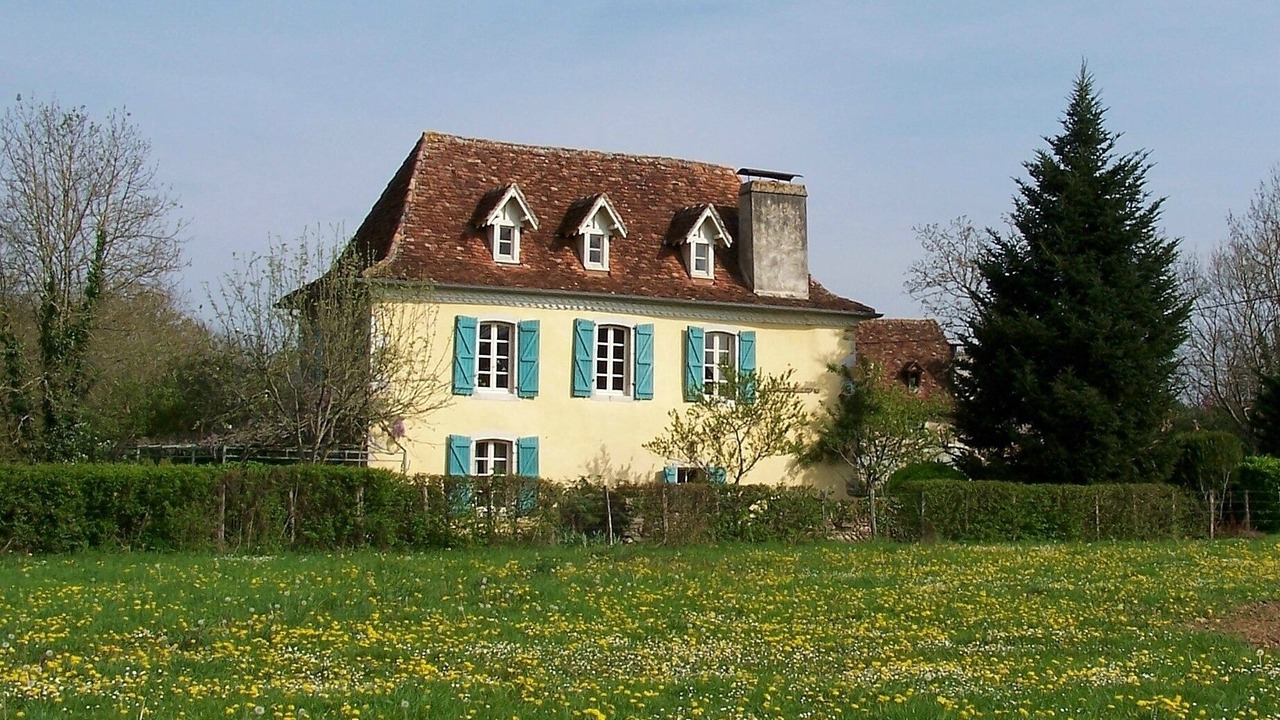 Photo of Others in Gestas