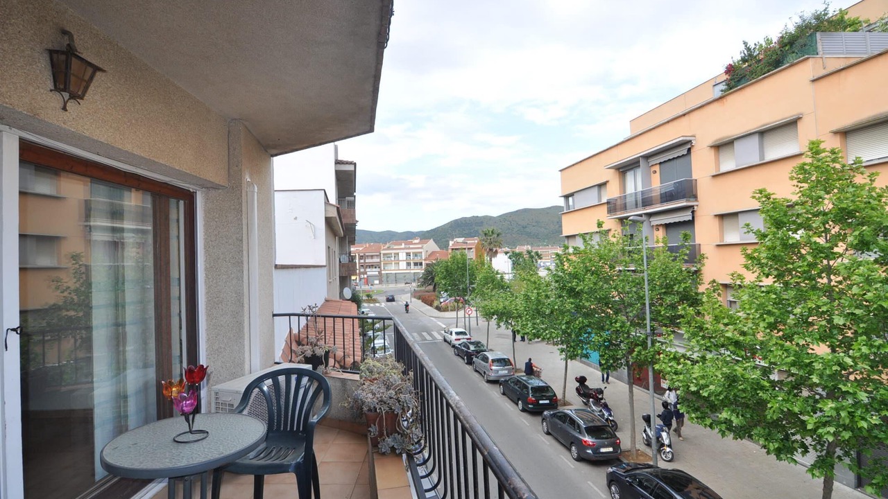 Photo of Outdoor in Roses Town Center
