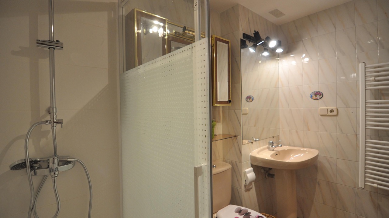 Photo of Bathroom in Roses Town Center