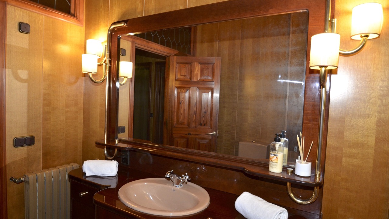 Photo of Bathroom in Son Armadams