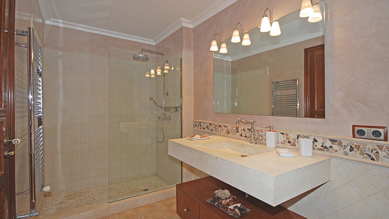 Photo of Bathroom in Ariany