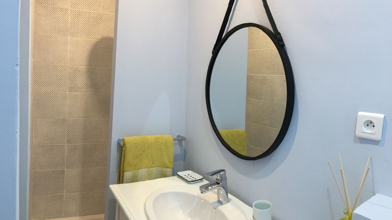 Photo of Bathroom in St.-Remy-de-Provence