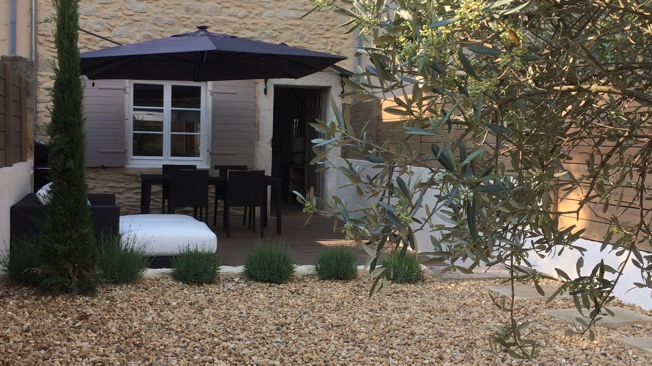Photo of Patio Balcony in St.-Remy-de-Provence