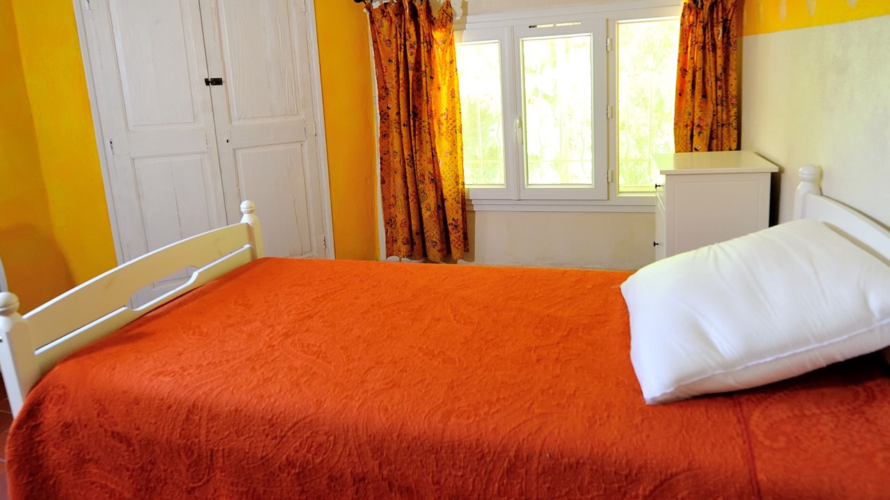 Photo of Bedroom in Arles