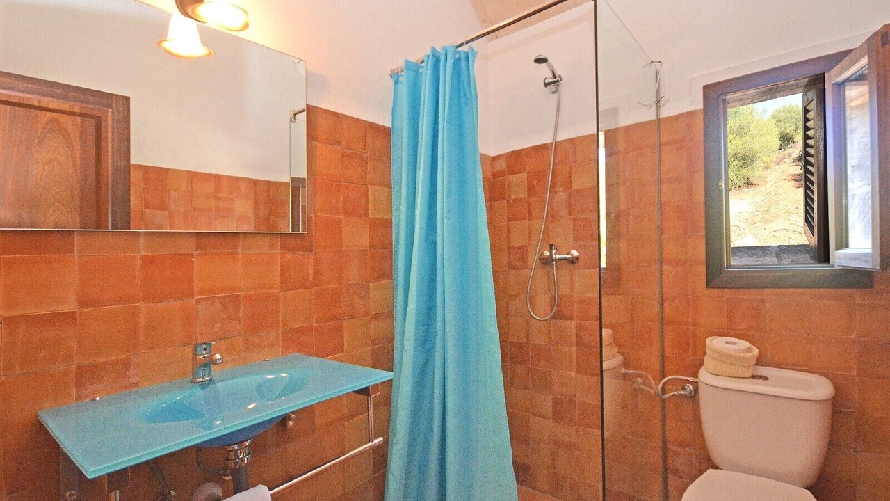 Photo of Bathroom in Buger