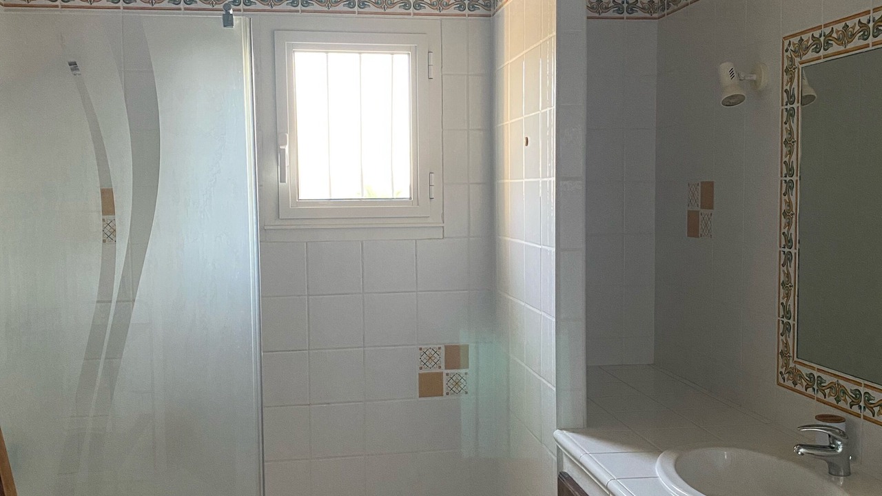 Photo of Bathroom in Arles