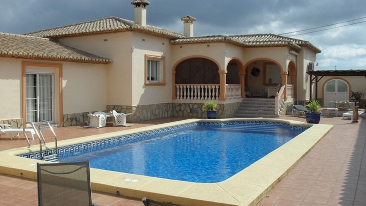 Photo of Outdoor in Jalon
