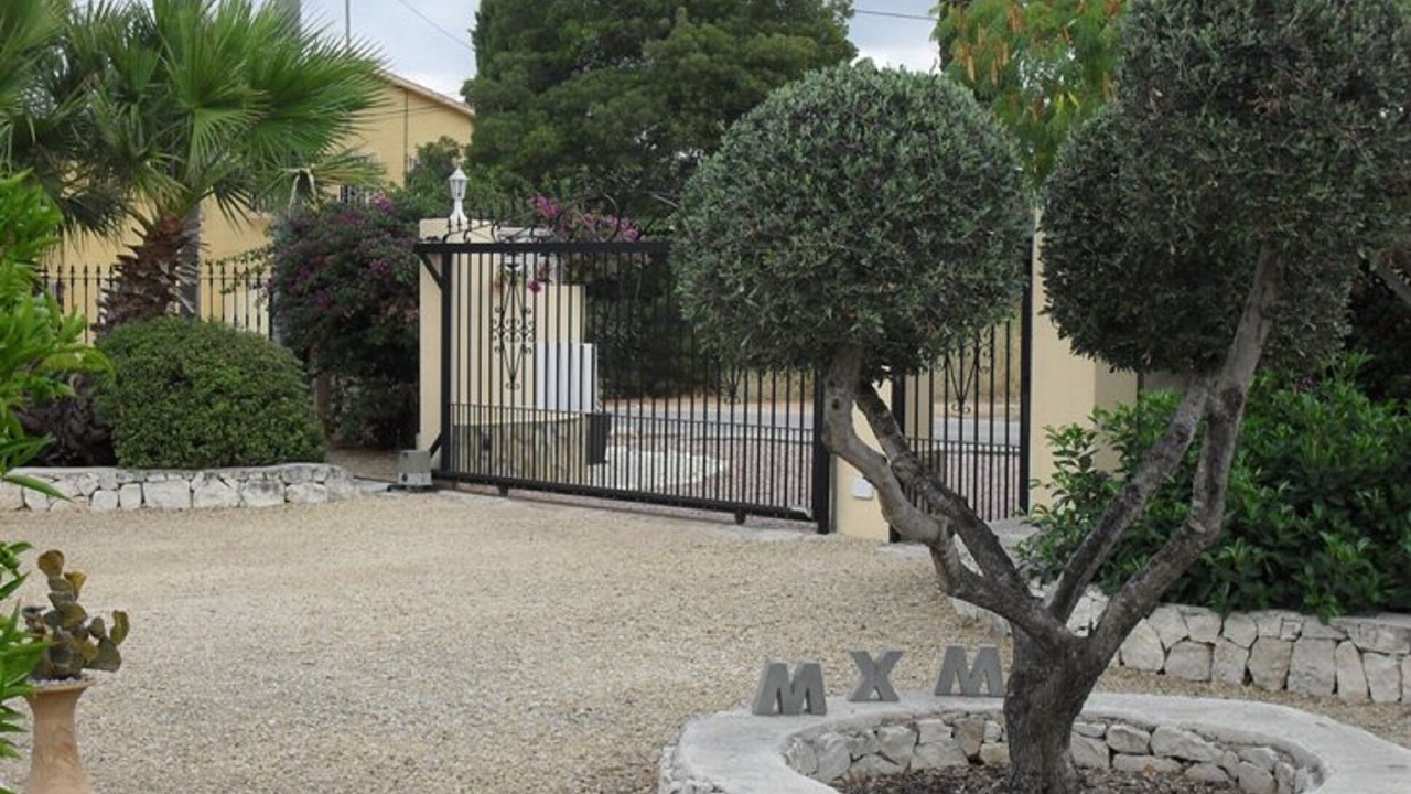 Photo of Outdoor in Jalon