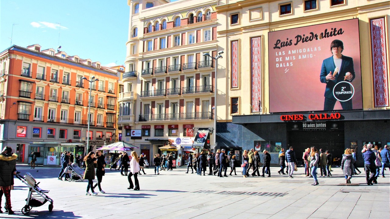 Photo of Others in Sol