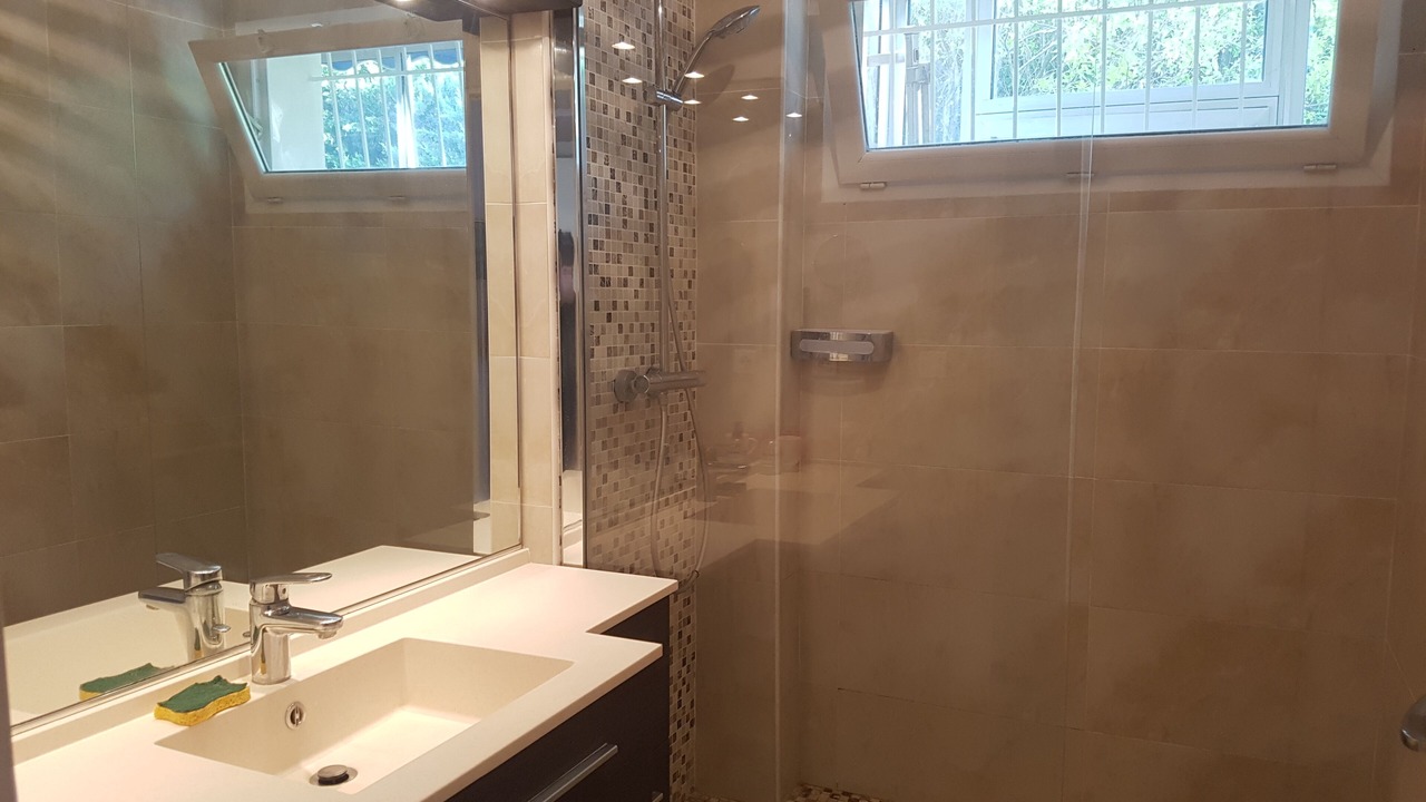 Photo of Bathroom in Le Mourillon