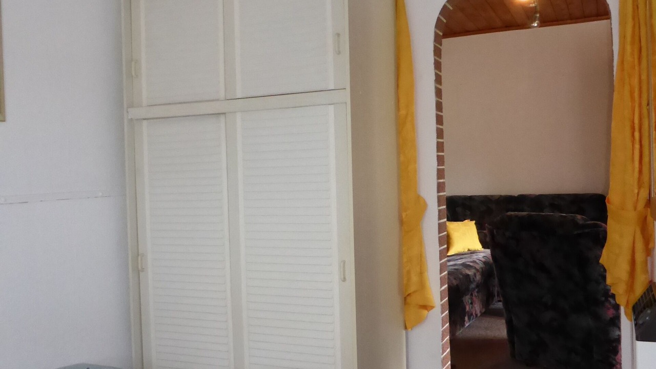 Photo of Bedroom in Parey