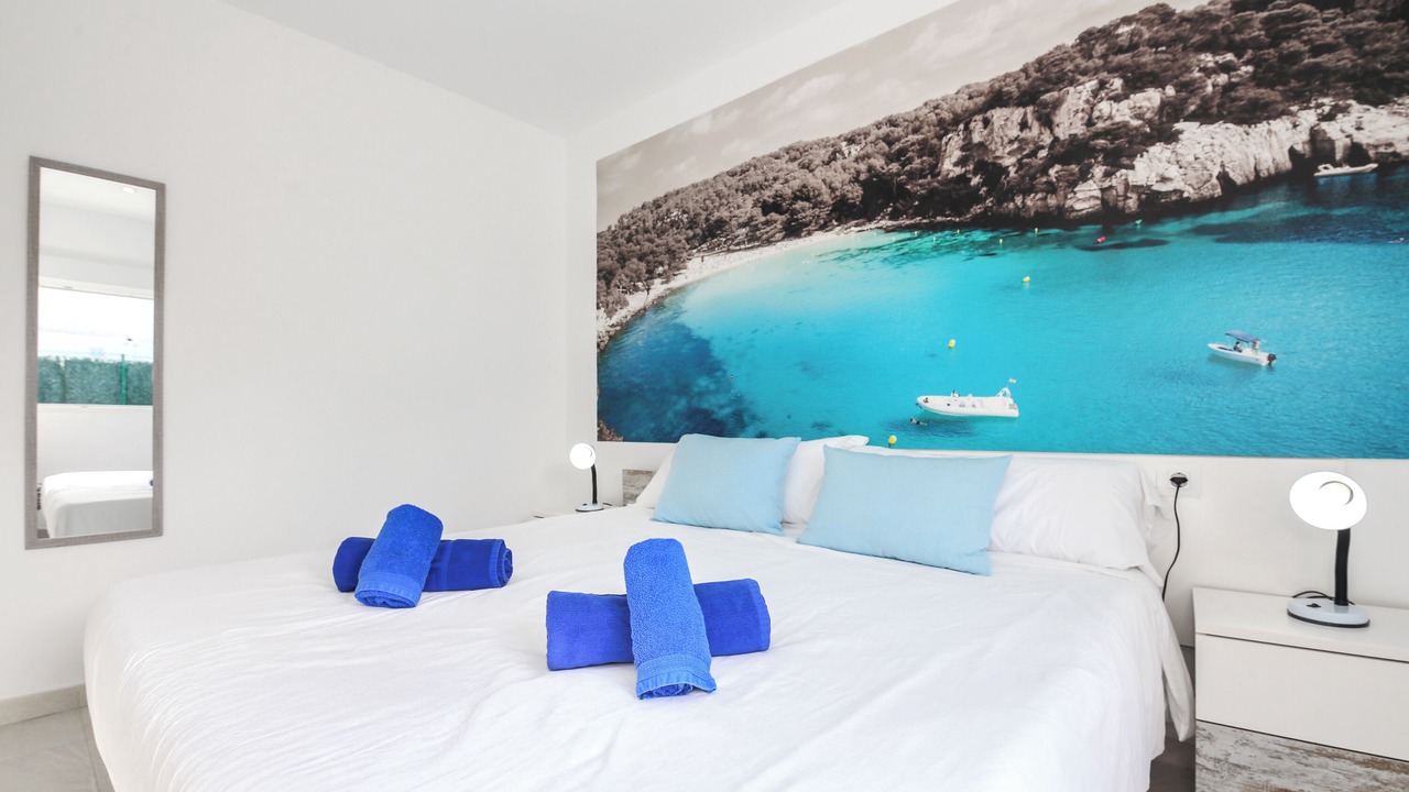 Photo of Bedroom in Cala Blanca